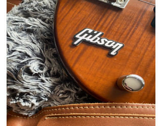Gibson Aluminum Guitar Case Decal M102